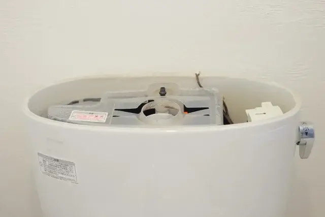 「ゴー」というトイレ異音の正体は「共鳴音」
